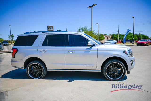 Used 2019 Ford Expedition Platinum AWD/4WD image 6