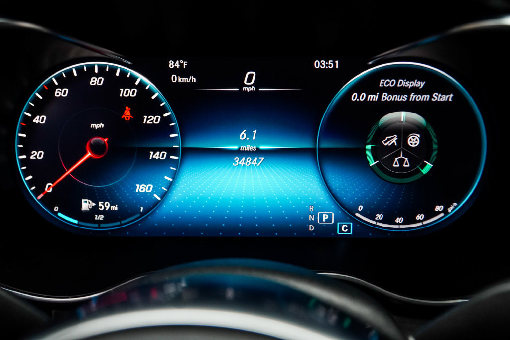 Used 2021 Mercedes-Benz C 300 Sedan w/ AMG Line image 38