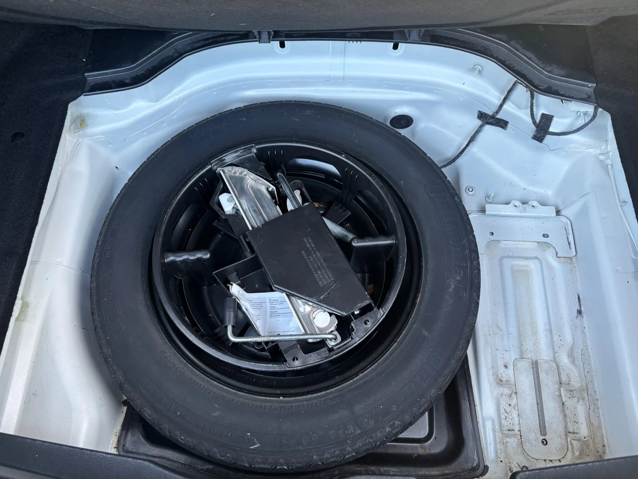 Used 2012 Mercedes-Benz C 300 C 300 4MATIC Sport Sedan 4D image 34