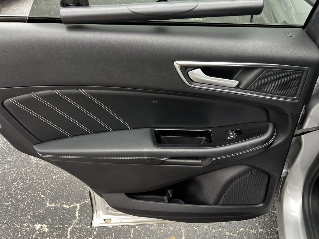 Used 2019 Ford Edge ST w/ Equipment Group 401A image 17