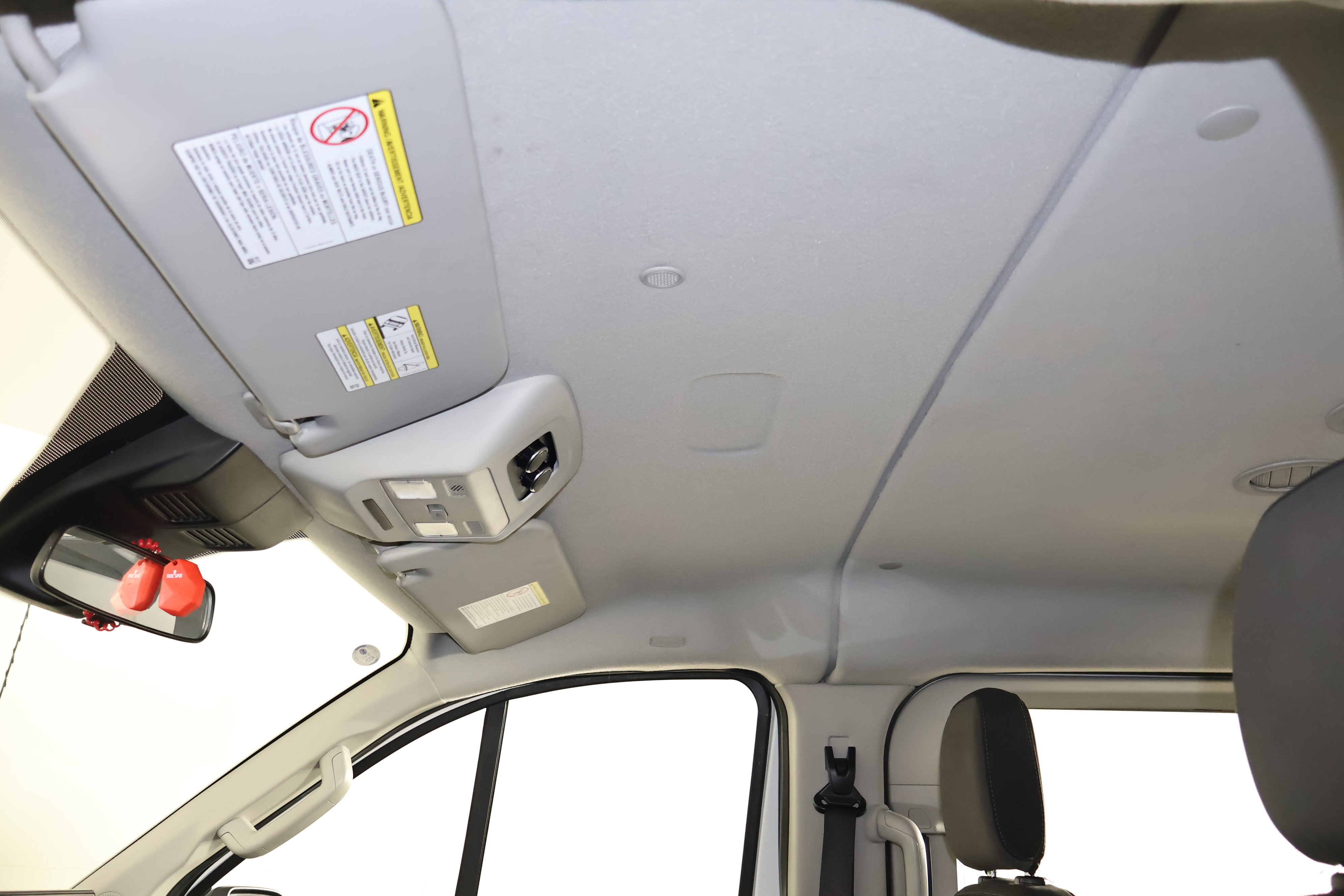 Used 2023 Ford Transit 350 XLT image 38