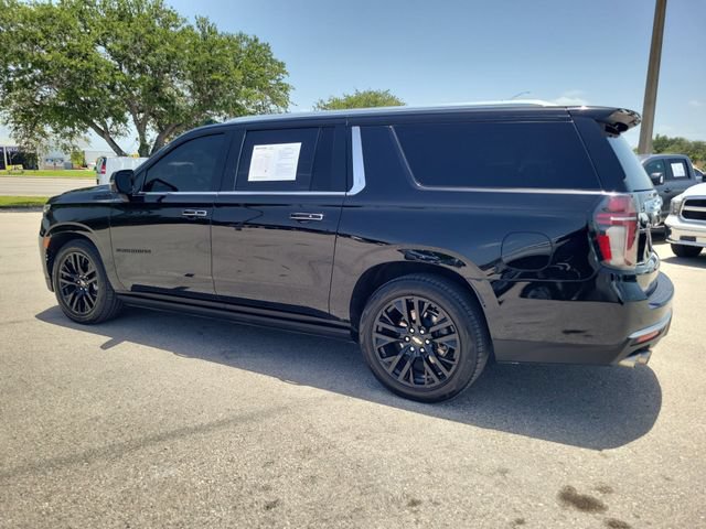 Used 2024 Chevrolet Suburban High Country AWD/4WD image 3