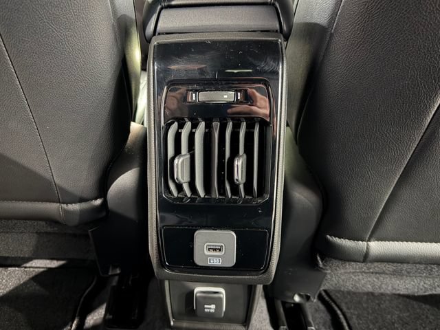 Used 2026 Jeep Compass Latitude AWD/4WD image 27