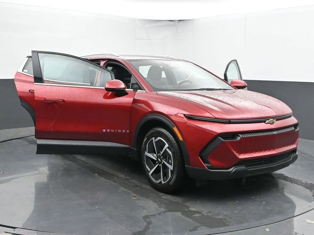 New 2026 Chevrolet Equinox EV LT image 48