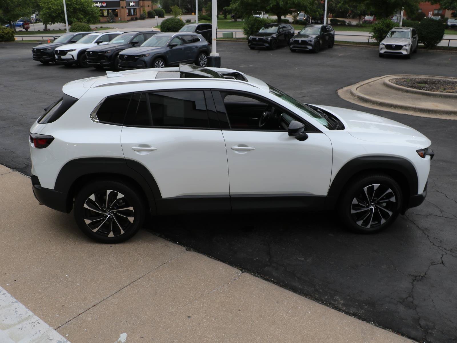 Certified 2026 MAZDA CX-50 2.5 Hybrid w/ Weather Package AWD/4WD image 5