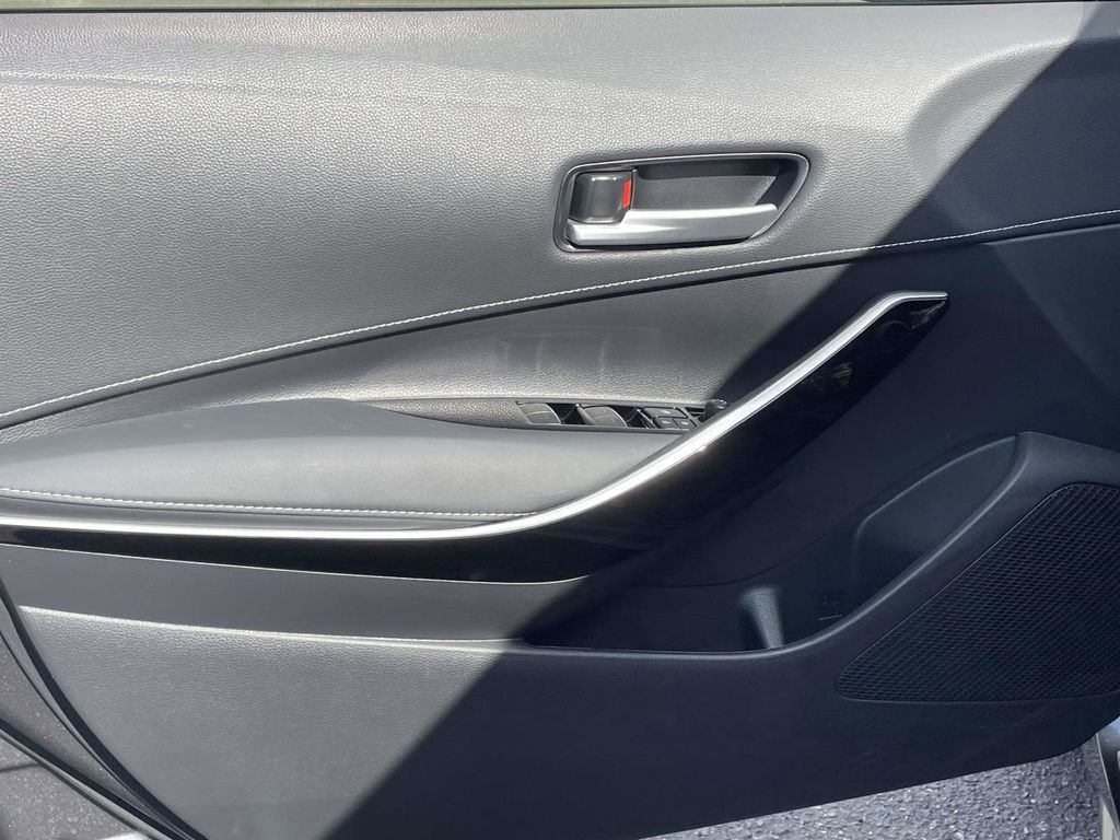 Used 2025 Toyota Corolla XSE image 23