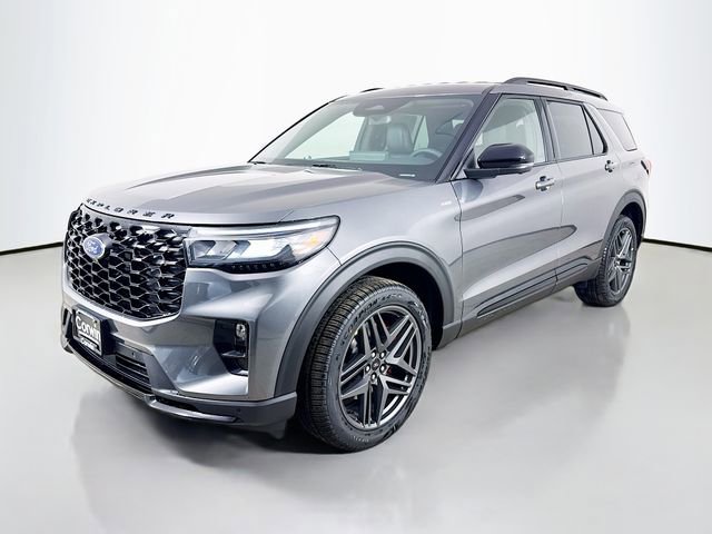 New 2026 Ford Explorer ST-Line w/ ST-Line Street Pack image 3