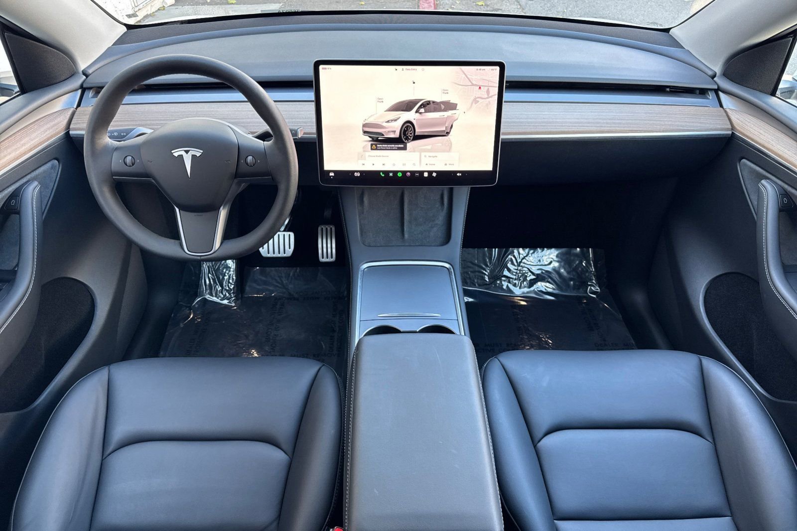 Used 2025 Tesla Model Y Performance AWD/4WD image 3