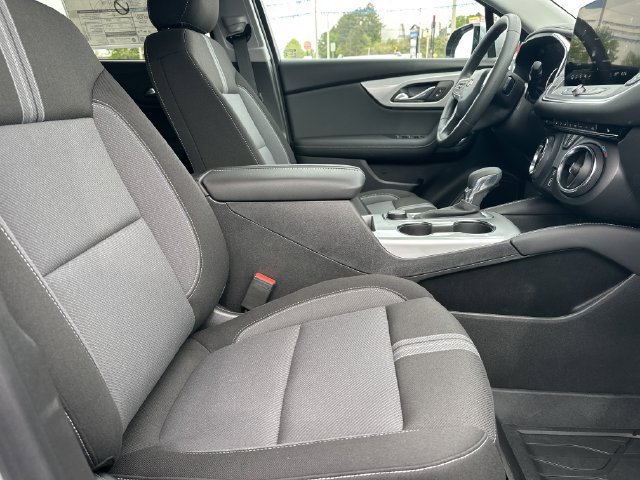 New 2026 Chevrolet Blazer LT w/ LPO, Floor Liner Package FWD image 13