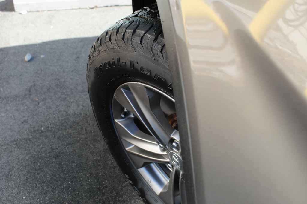 Used 2014 Hyundai Santa Fe Sport w/ Technology Package 04 FWD image 35
