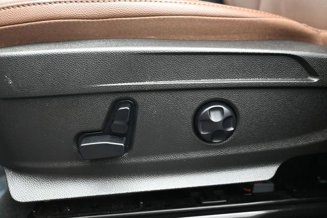 Used 2023 Alfa Romeo Stelvio Ti AWD/4WD image 13