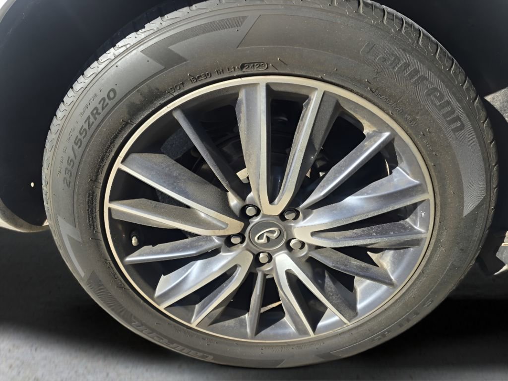 Used 2019 INFINITI QX60 Luxe w/ Sensory Package image 2