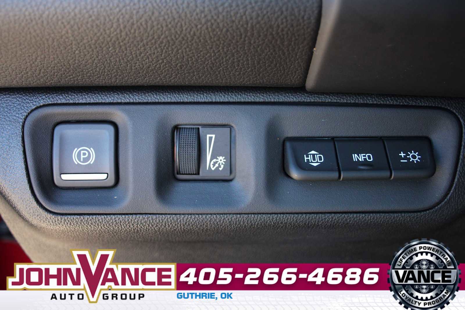 Used 2020 GMC Acadia SLT w/ Driver Alert Package II image 31