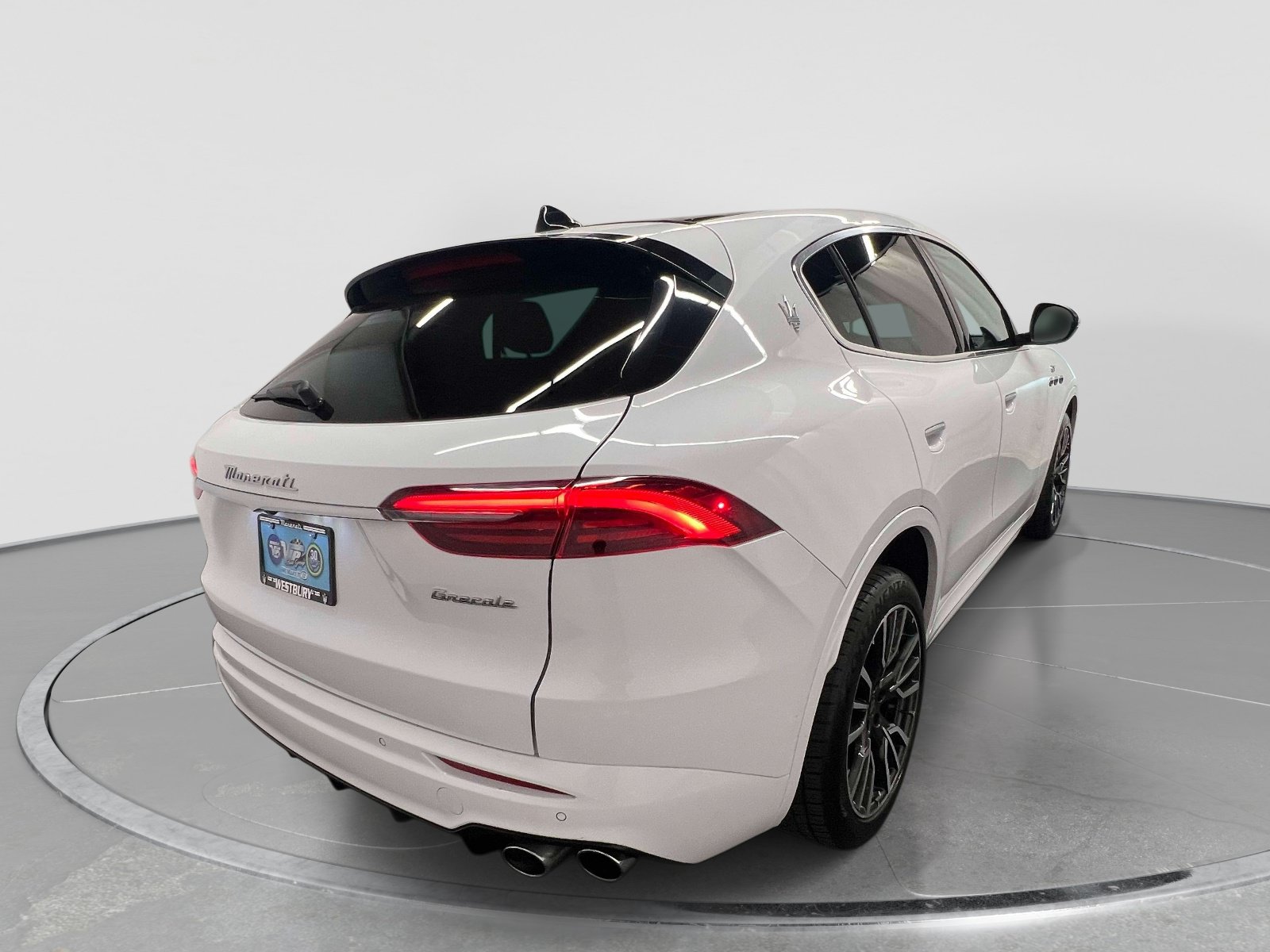 Used 2023 Maserati Grecale Modena AWD/4WD image 6