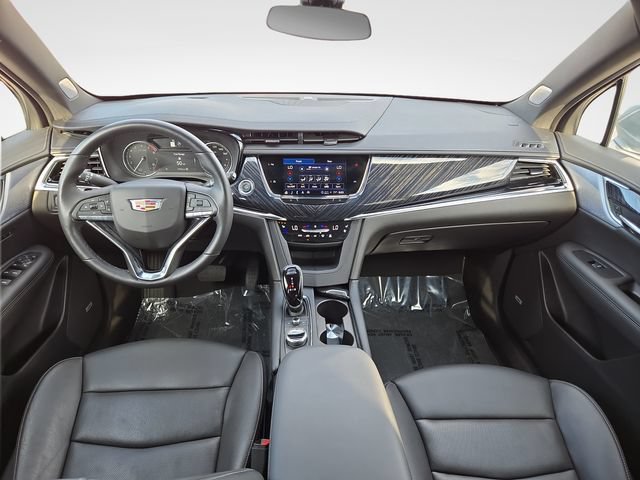 Used 2024 Cadillac XT6 Premium Luxury AWD/4WD image 9