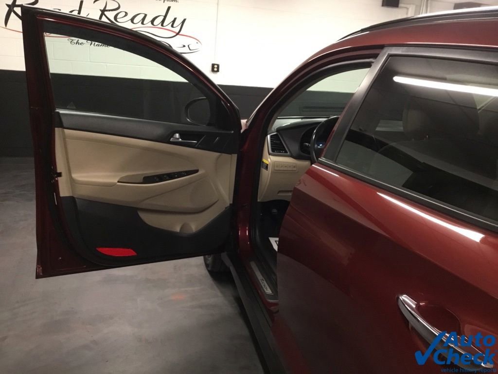Used 2016 Hyundai Tucson Limited w/ Option Group 03 image 19