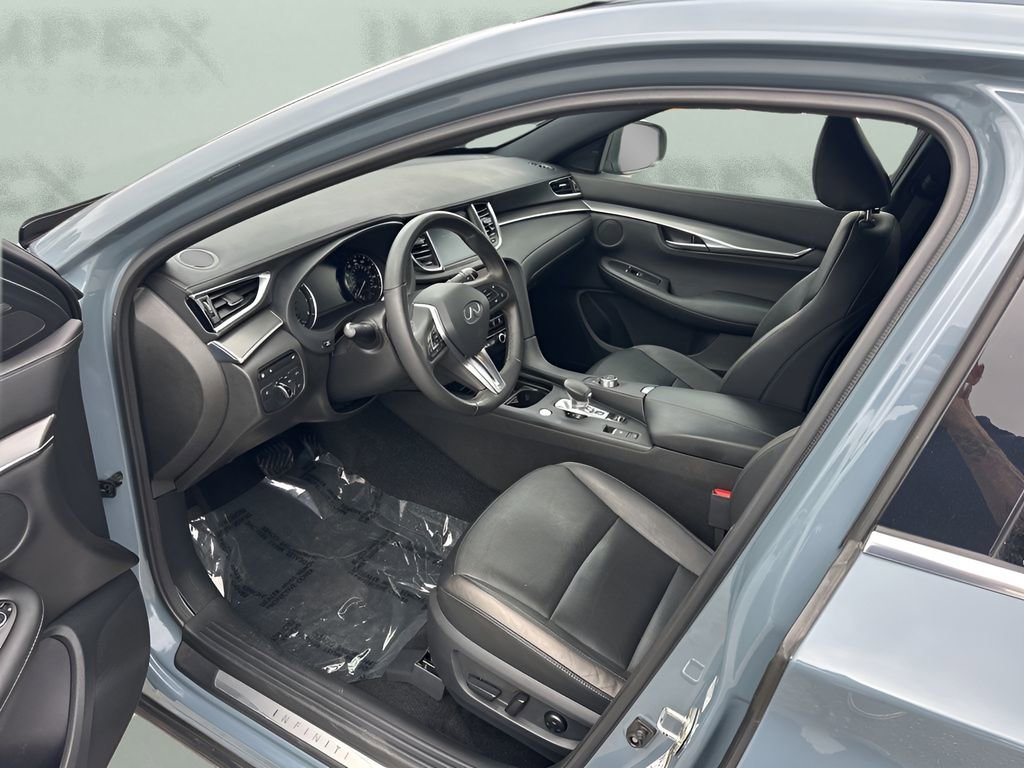 Used 2023 INFINITI QX55 Luxe w/ Cargo Package image 9