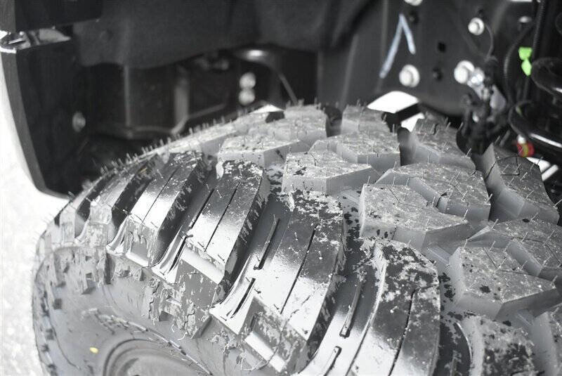 Used 2025 Ford F450 Platinum w/ Camper Package image 11