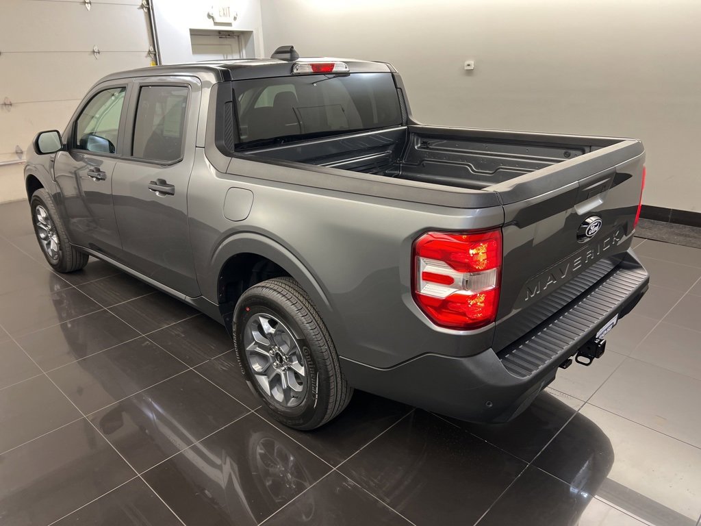 New 2025 Ford Maverick XLT w/ XLT Luxury Package image 4