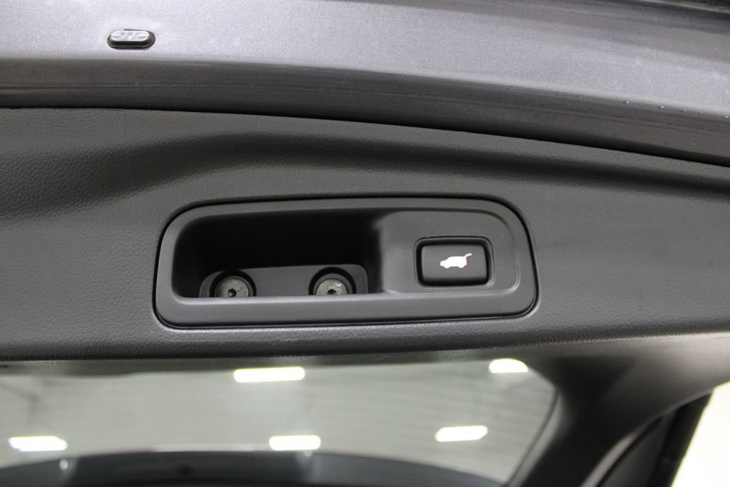 Used 2020 Honda Pilot Touring image 30