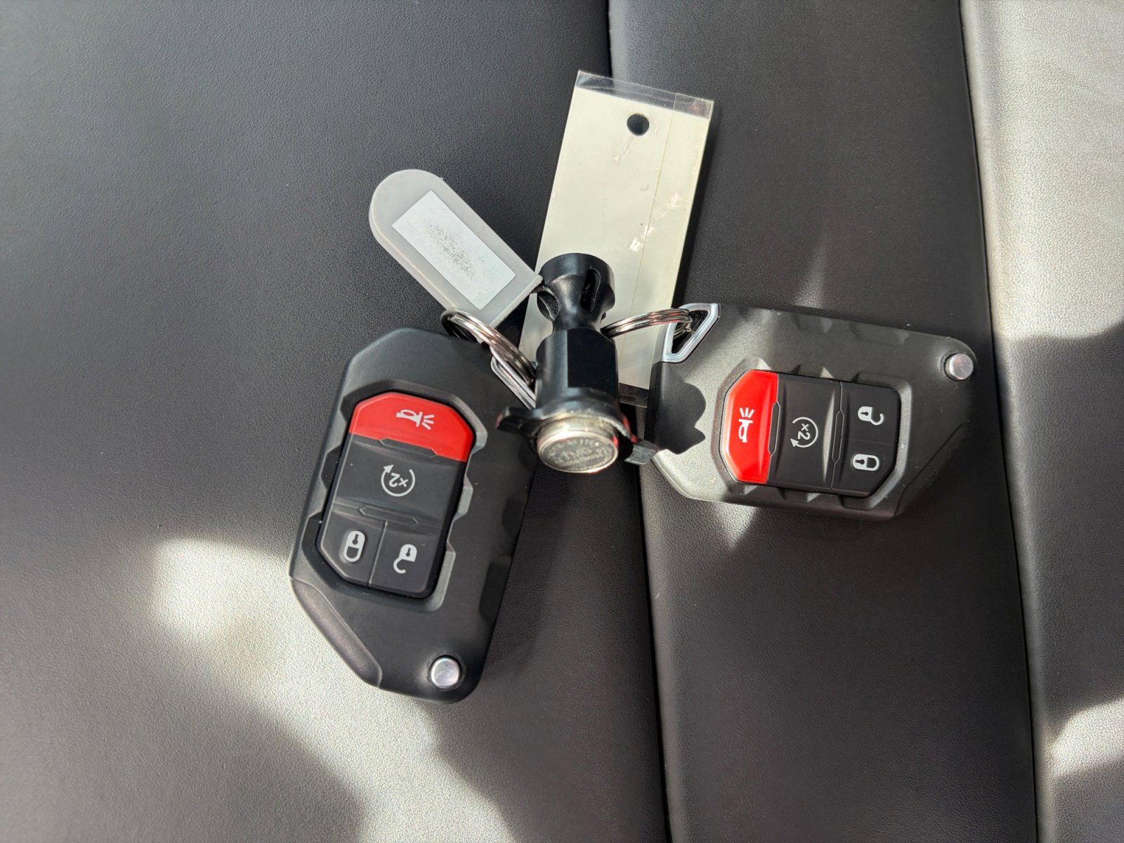 Used 2025 Jeep Wrangler Unlimited Rubicon w/ Steel Bumper Group image 32