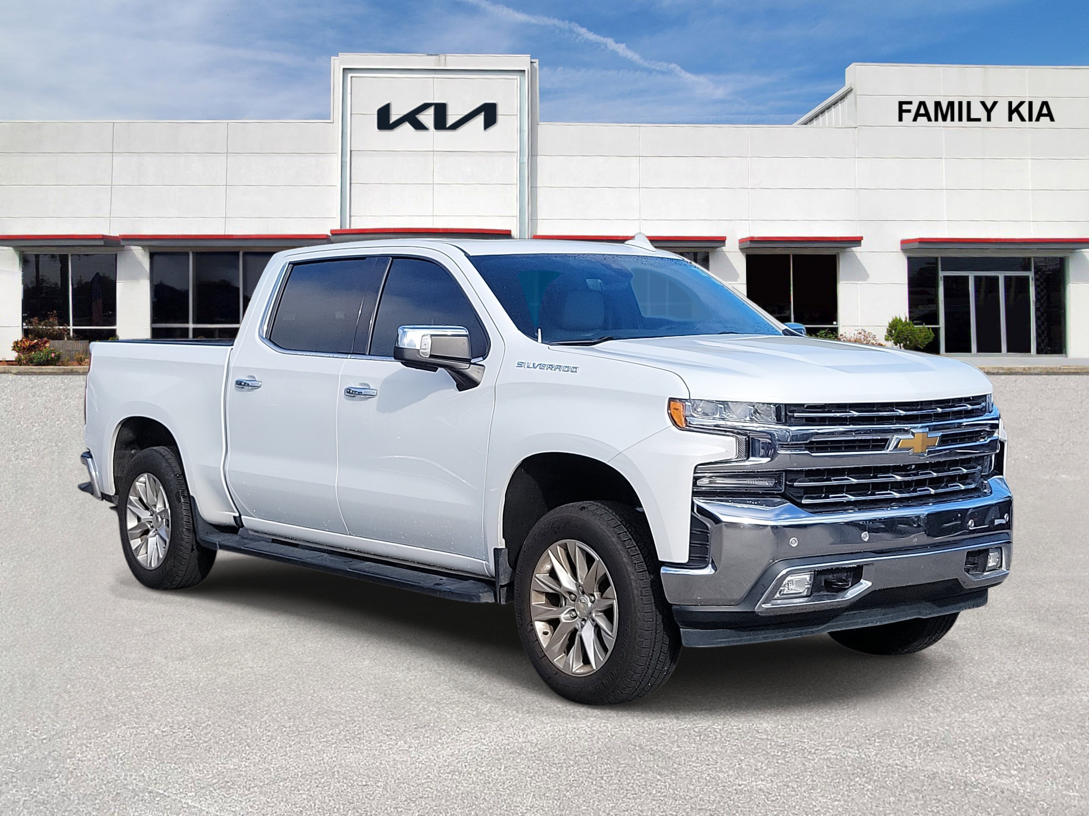 Used 2020 Chevrolet Silverado 1500 LTZ w/ LTZ Plus Package image 1