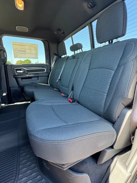 New 2027 RAM 3500 Big Horn AWD/4WD image 12