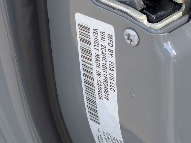 Used 2023 Chrysler Pacifica Limited FWD image 36