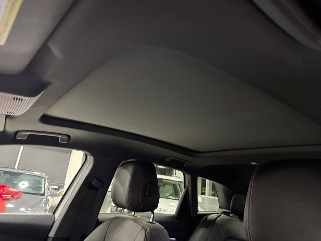 Used 2022 Audi Q4 e-tron Prestige image 15