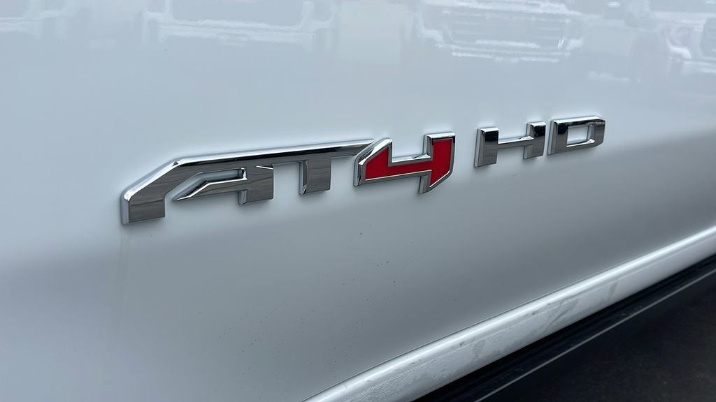 New 2026 GMC Sierra 2500 AT4 w/ AT4 Premium Plus Package image 10