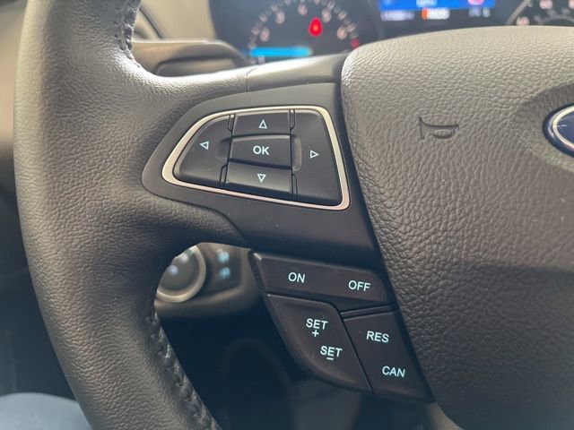 Used 2019 Ford Escape Titanium AWD/4WD image 16