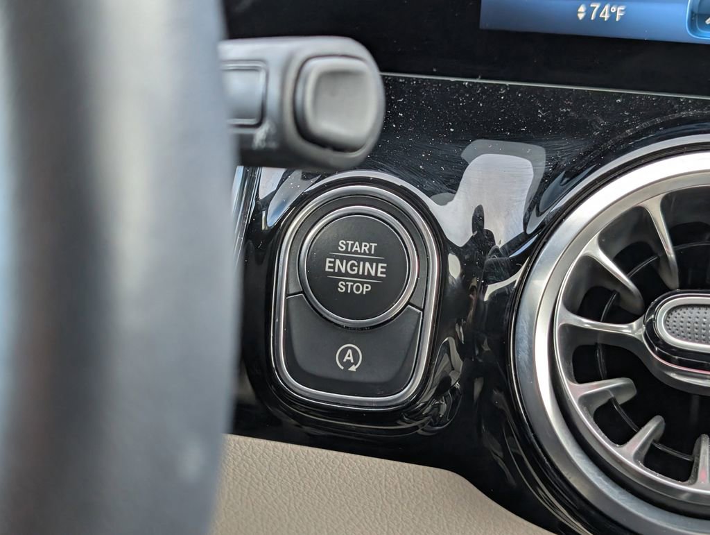 Used 2024 Mercedes-Benz GLA 250 4MATIC image 18