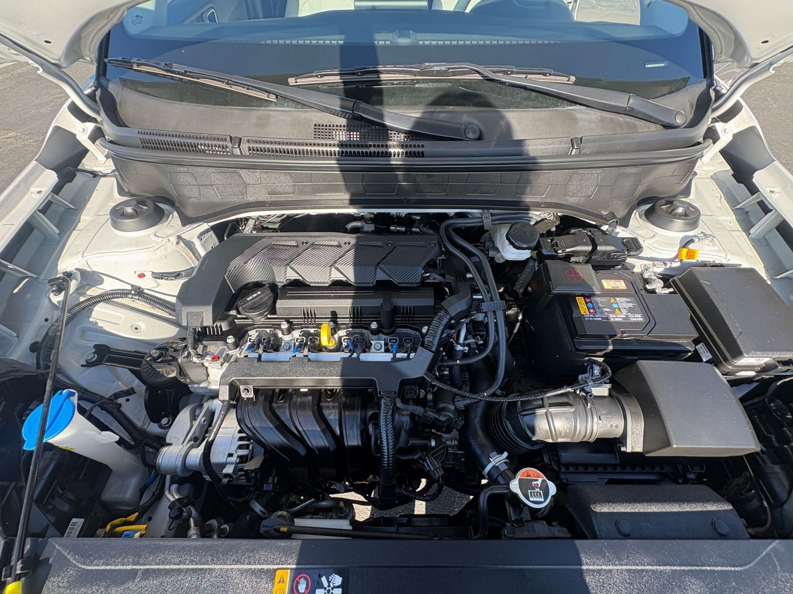 Used 2025 Hyundai Venue SEL image 33