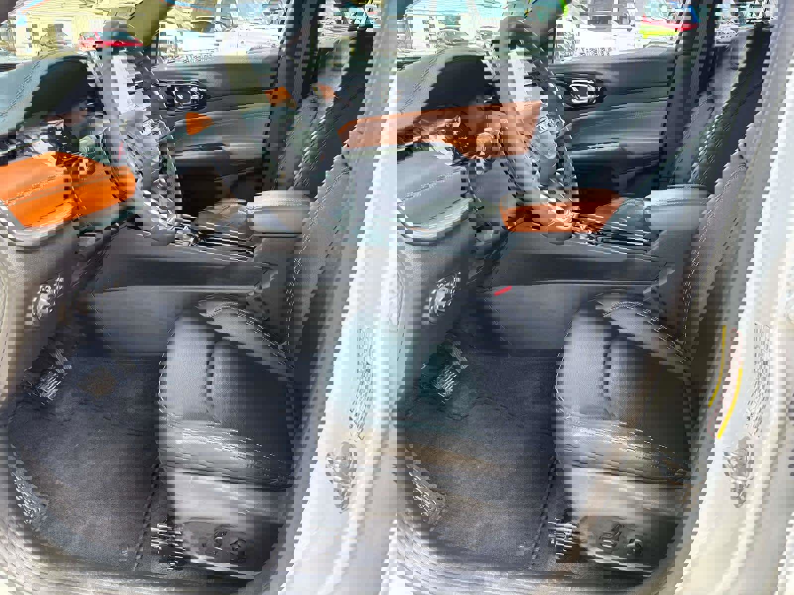 Used 2025 Jeep Compass Limited image 9