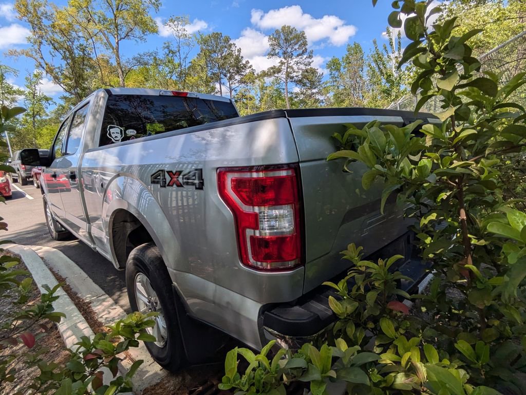 Used 2019 Ford F150 XLT w/ Trailer Tow Package image 4