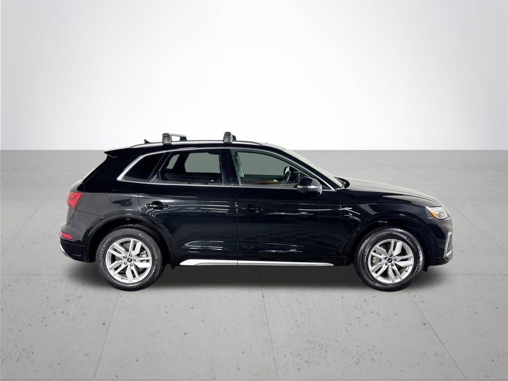 Used 2023 Audi Q5 2.0T Premium w/ Convenience Package image 5
