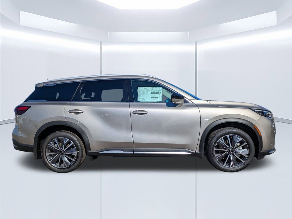 New 2026 INFINITI QX60 Luxe w/ Family Package image 3