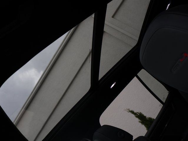 Used 2025 GMC Acadia AT4 w/ Super Cruise Package image 40