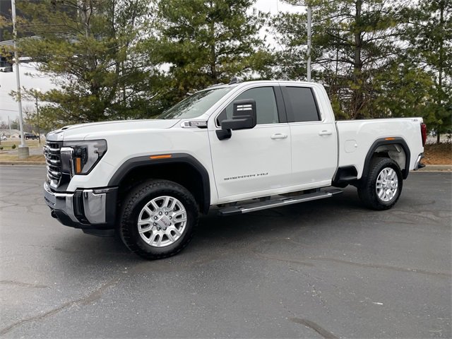Used 2024 GMC Sierra 2500 SLE image 2