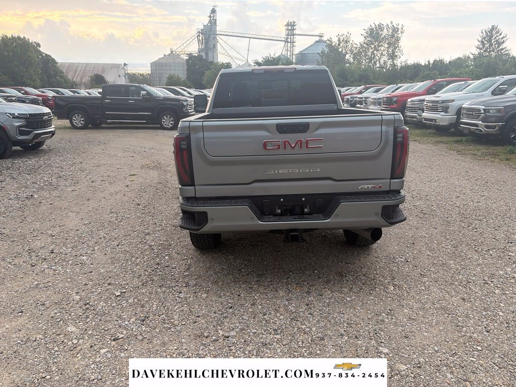 Used 2026 GMC Sierra 2500 AT4 w/ AT4 Premium Plus Package AWD/4WD image 4