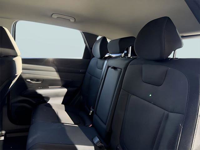 New 2026 Hyundai Tucson Blue SE image 28