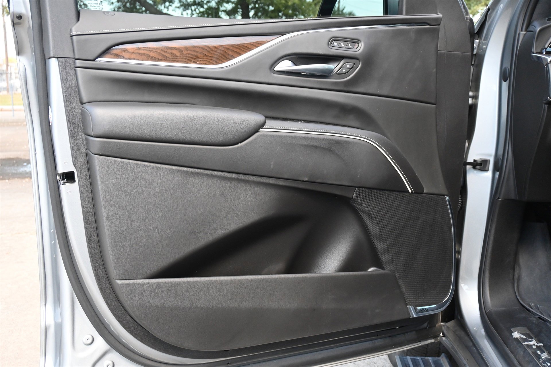 Certified 2023 Cadillac Escalade Sport Platinum w/ LPO, Floor Liner Package image 19