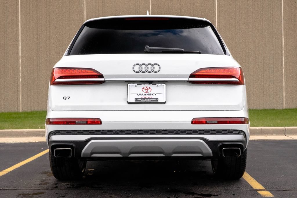 Used 2025 Audi Q7 3.0T Premium Plus AWD/4WD image 8