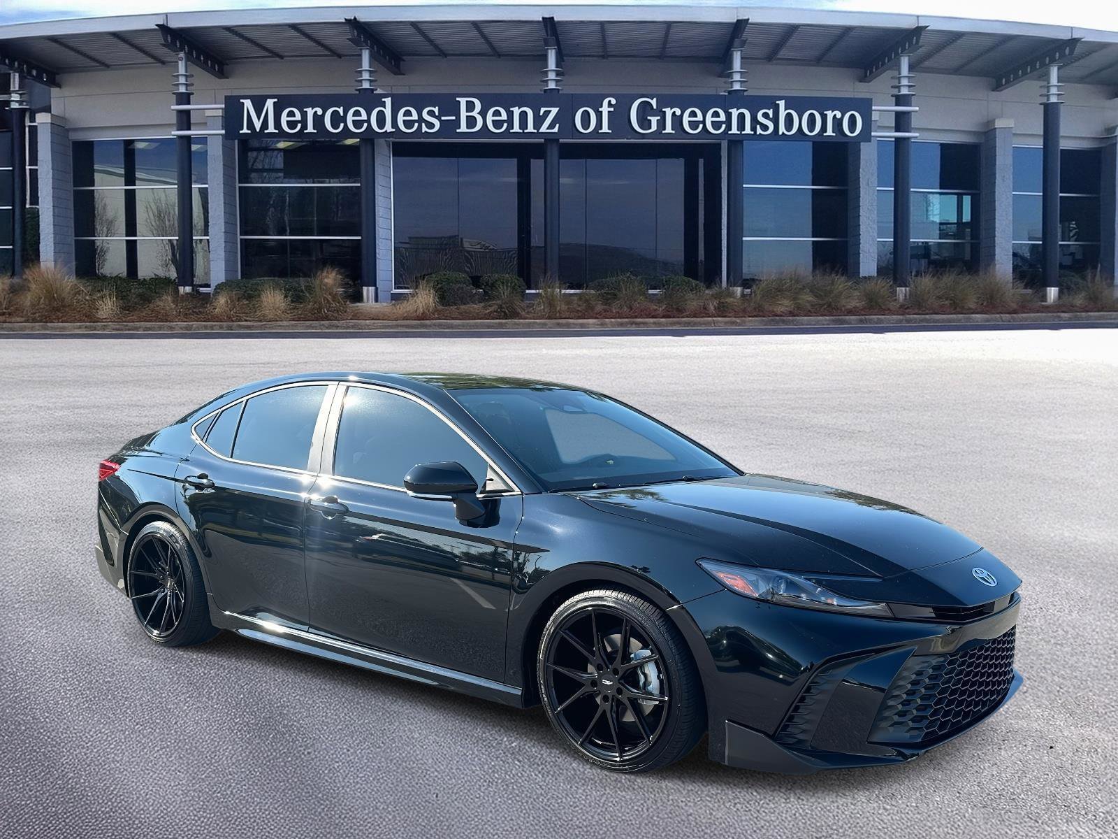 Used 2025 Toyota Camry SE