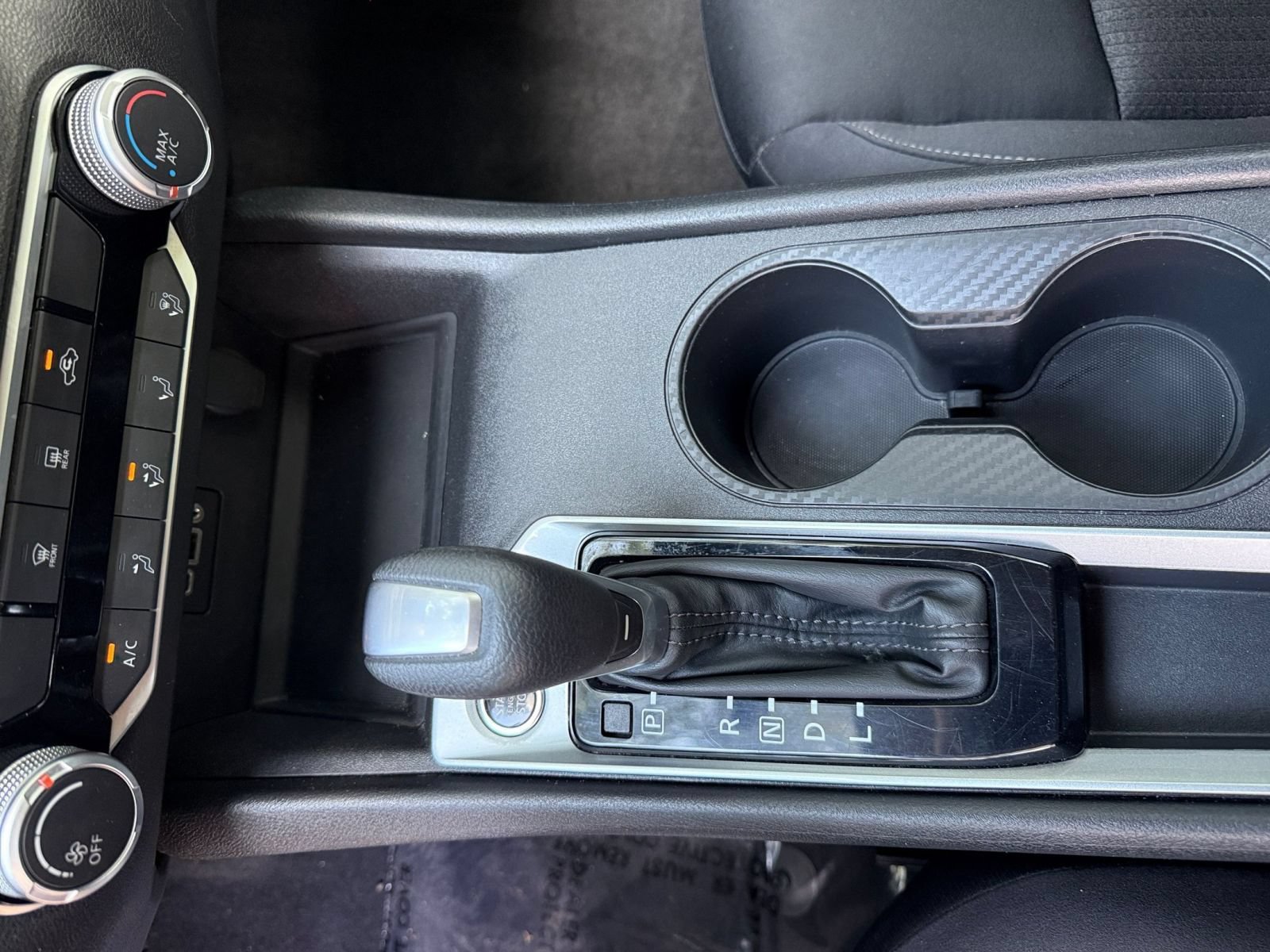 Used 2025 Nissan Altima 2.5 SV FWD image 38