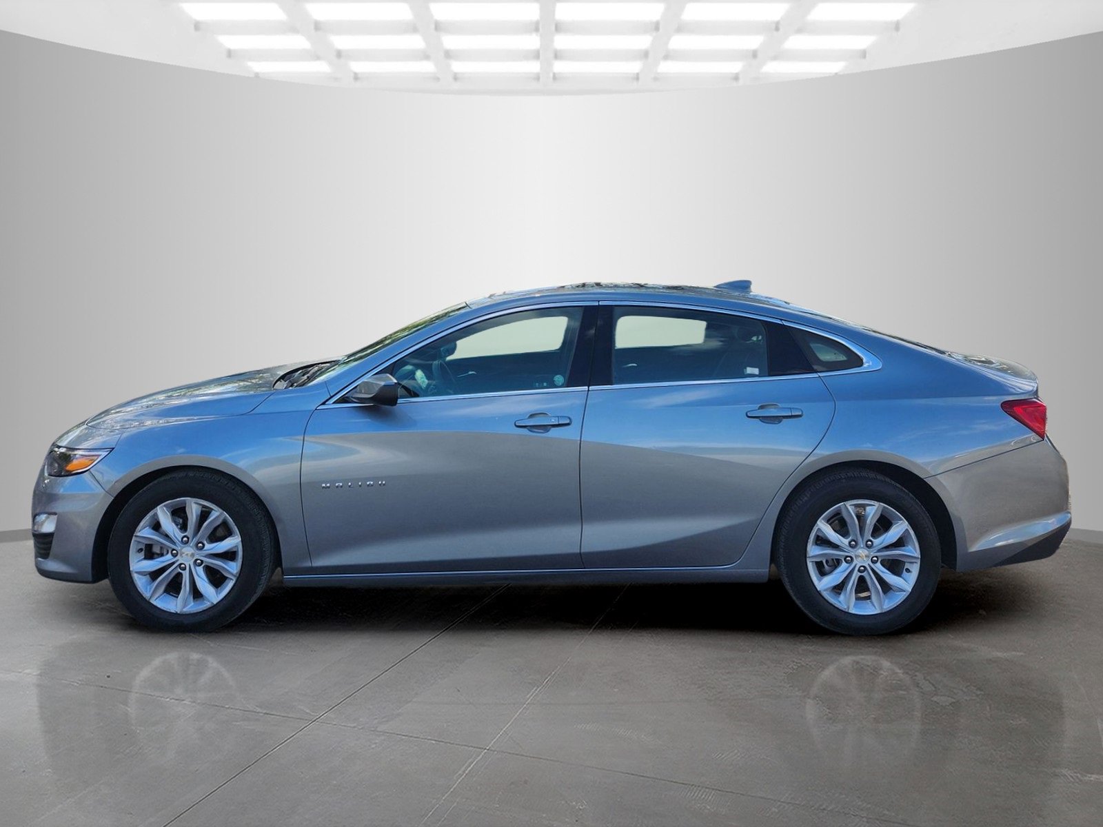 Used 2024 Chevrolet Malibu LT image 4