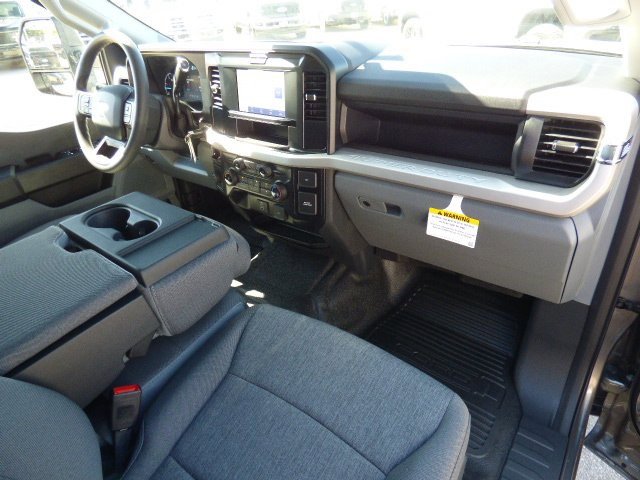 New 2026 Ford F350 XL w/ XL Chrome Package image 9