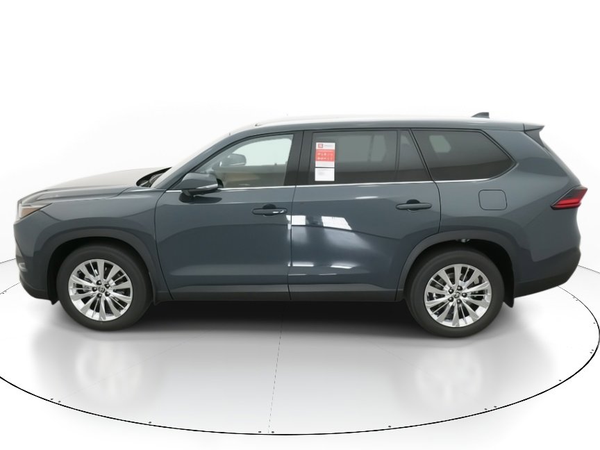 New 2026 Toyota Grand Highlander Platinum image 3