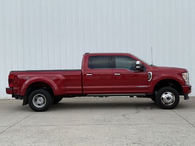 Used 2021 Ford F350 Platinum w/ FX4 Off-Road Package AWD/4WD image 3