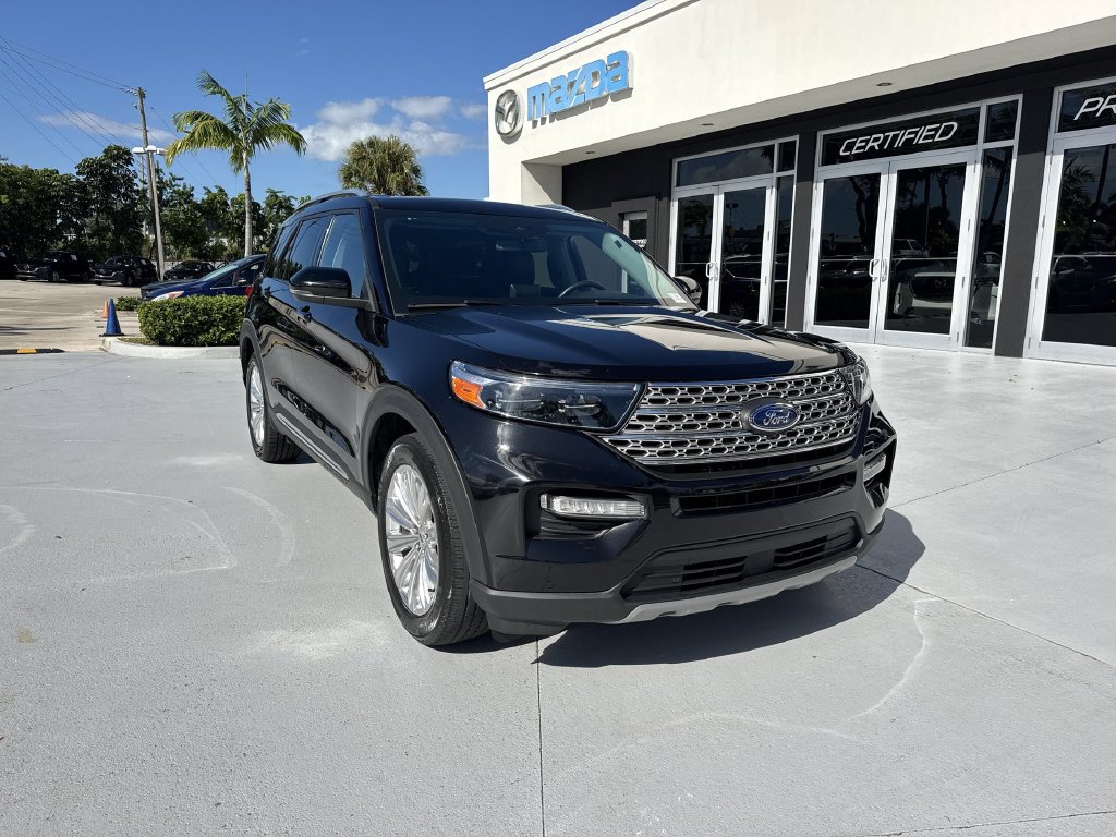 Used 2023 Ford Explorer Limited w/ Limited Technology Package RWD image 7